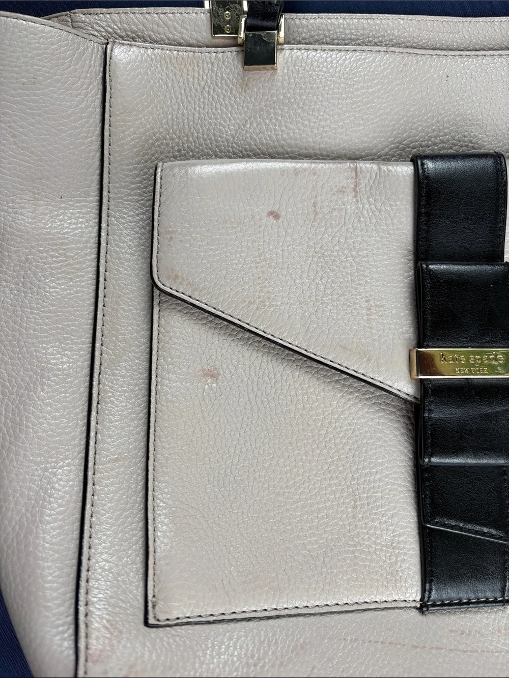 Kate Spade Cream and Black Bow Tote